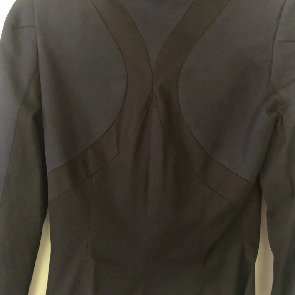 Alexander McQueen Black Tailored Blazer - Picture 11 of 12